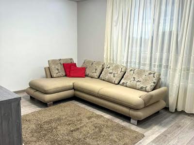 квартира за адресою Солом'янська вул., 20-В