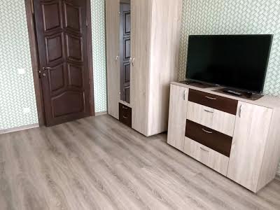 квартира за адресою Драгоманова вул., 3