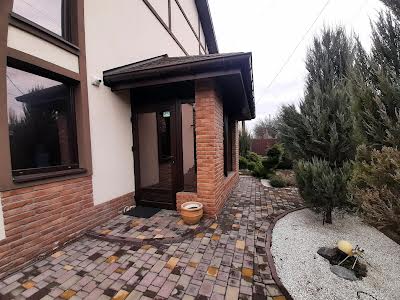 будинок за адресою Оксани Мешко вул. (Єнісейська)