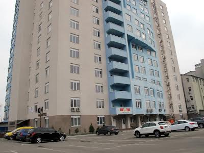 комерційна за адресою Ушинського вул., 40