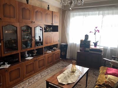 квартира за адресою Білоруська вул., 10/18