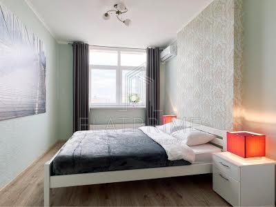 квартира по адресу Ростиславська вул., 5-б