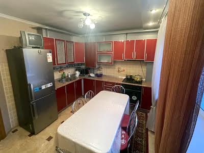 квартира за адресою Степана Бандери вул., 49/2