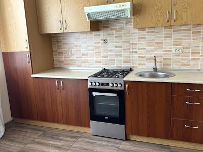 квартира за адресою Миколи Амосова вул., 3