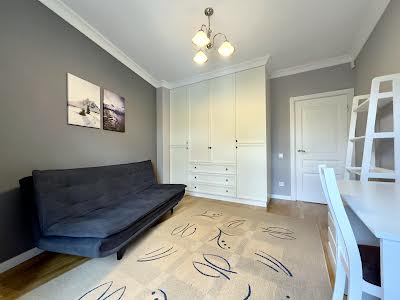 квартира за адресою Гординських вул., 18