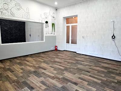 комерційна за адресою Велика Арнаутська вул., 64