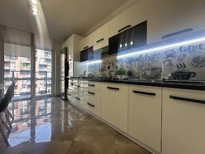 квартира за адресою В'ячеслава Чорновола просп., 16в