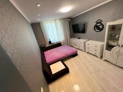 квартира за адресою Левітана вул., 3