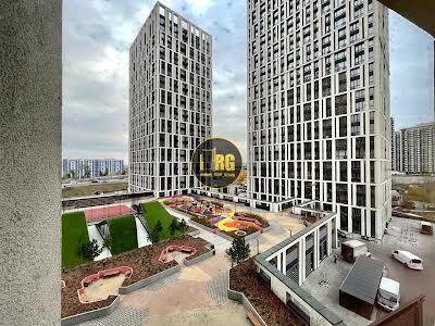квартира за адресою Зарічна вул., 4