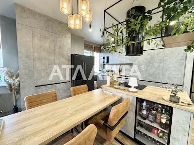 квартира за адресою Євгена Чикаленка вул., 89