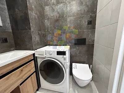 квартира за адресою Машинобудівників вул., 27