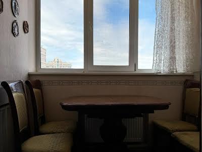 квартира за адресою Михайла Омеляновича-Павленка вул. (Суворова), 11