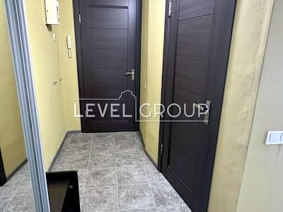 квартира за адресою Воскресенська вул., 7