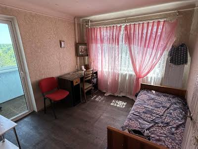 квартира за адресою Куряжська вул., 10