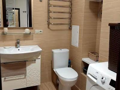 квартира за адресою Регенераторна вул., 4 к14