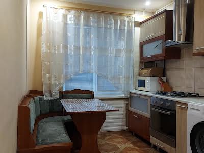 квартира за адресою Авраменка вул., 18