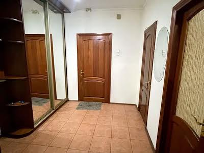квартира за адресою Драгоманова вул., 31В