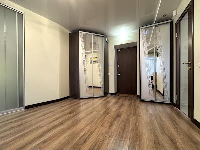квартира за адресою Ливарна вул., 17