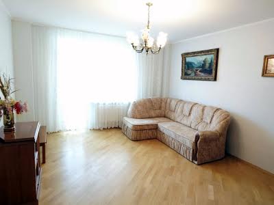 квартира по адресу Червоной Калины просп., 72