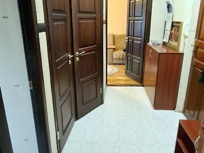 квартира за адресою Будівельників вул., 9
