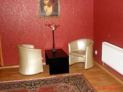 комерційна за адресою с. Іванівка, Дружбы, 80