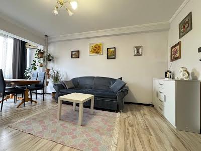 квартира по адресу Миколы Хвылёвого ул., 33