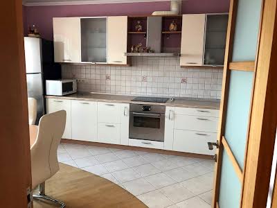 квартира по адресу Миколы Бажана просп., 16