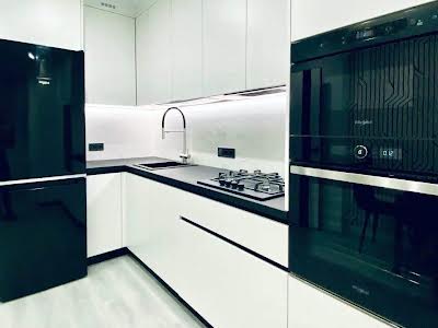квартира за адресою Карла Мікльоша вул., 19
