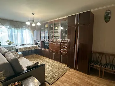 квартира за адресою Миколи Ушакова вул., 14