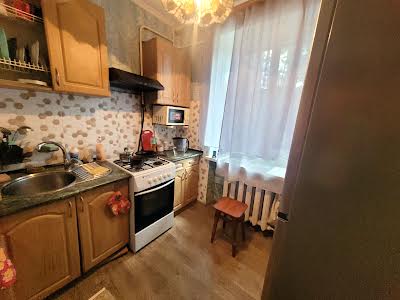 квартира за адресою Паркова вул., 25/27