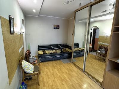 квартира за адресою Київ, Депутатська вул., 25