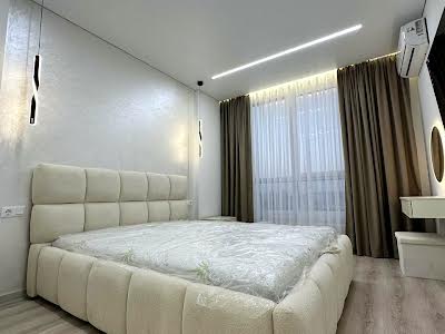 квартира по адресу Евгения Коновальца ул., 18