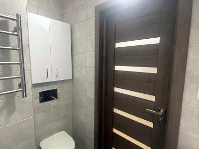 квартира за адресою Гліба Бабіча вул. (Канальна), 8