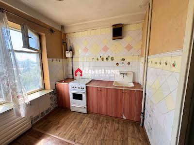 квартира за адресою Чарівна вул., 46