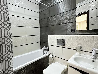 квартира за адресою Василя Симоненка вул., 5-А