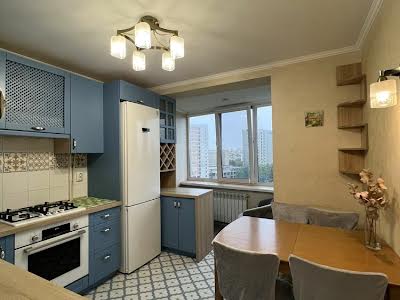 квартира за адресою Солом'янська вул., 23
