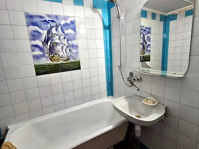 квартира за адресою Академіка Корольова вул., 21