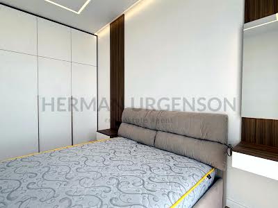квартира за адресою Легоцького, 80
