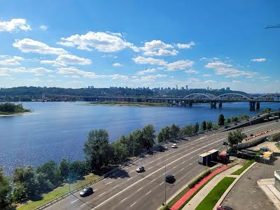 квартира за адресою Дніпровська набережна вул., 15