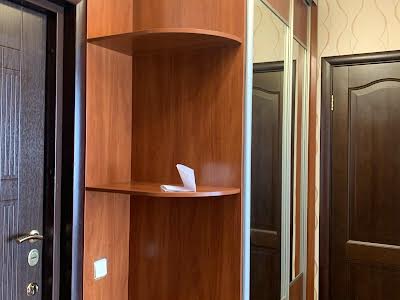 квартира за адресою Автозаводська вул., 81