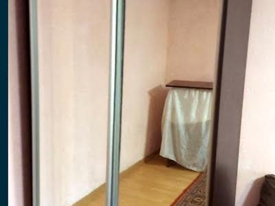 квартира за адресою Комарова вул., 7