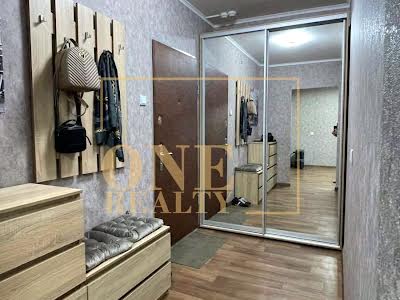 квартира за адресою Білицька вул., 18