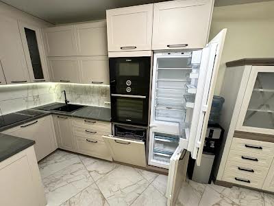 квартира за адресою Митрополита Василя Липківського вул. (Урицького), 37-В