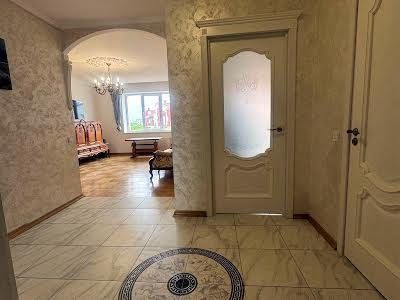 квартира по адресу Жасминовая ул., 5б