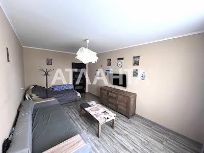 квартира за адресою Зоопаркова вул., 12