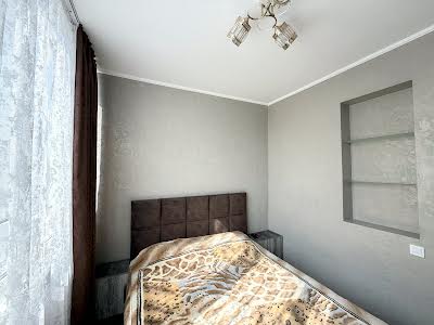 квартира за адресою Гранітна вул., 2