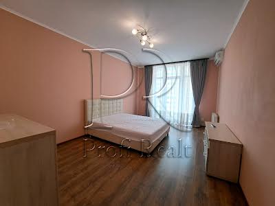 квартира за адресою Сім'ї Кульженків вул. (Петра Дегтяренка), 31-А