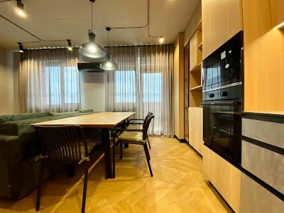 квартира за адресою Співдружності вул., 10
