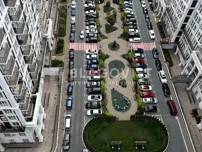 квартира за адресою Михайла Максимовича вул. (Онуфрія Трутенка), 28-Е