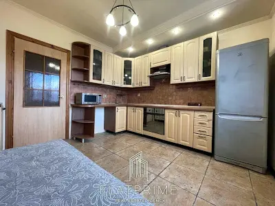 квартира за адресою Драгоманова вул., 12А